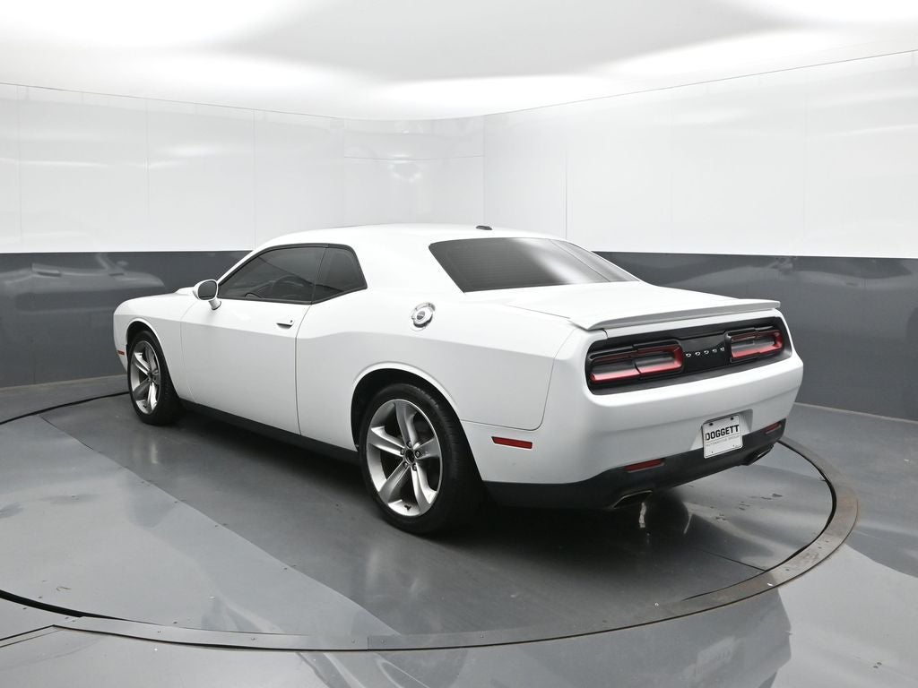 2015 Dodge Challenger SXT