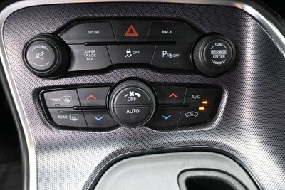 2015 Dodge Challenger SXT