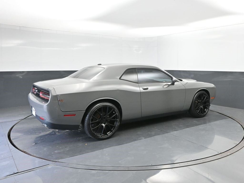 2017 Dodge Challenger SXT