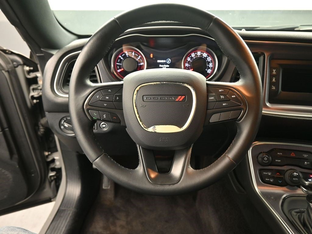 2017 Dodge Challenger SXT