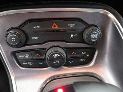 2017 Dodge Challenger SXT