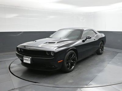 2017 Dodge Challenger SXT