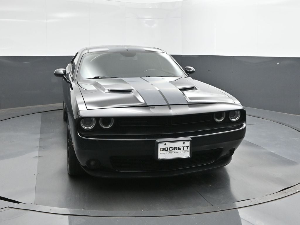 2017 Dodge Challenger SXT