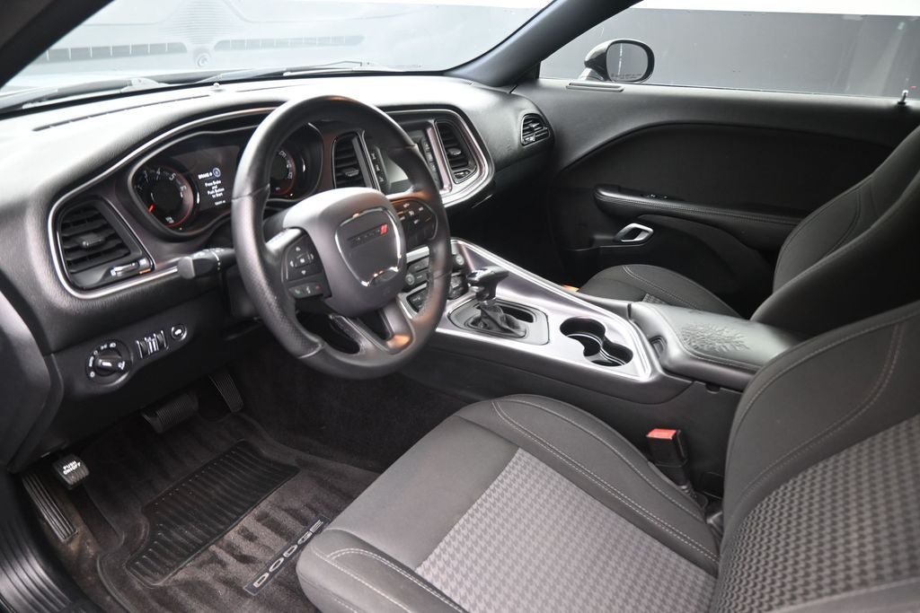 2017 Dodge Challenger SXT