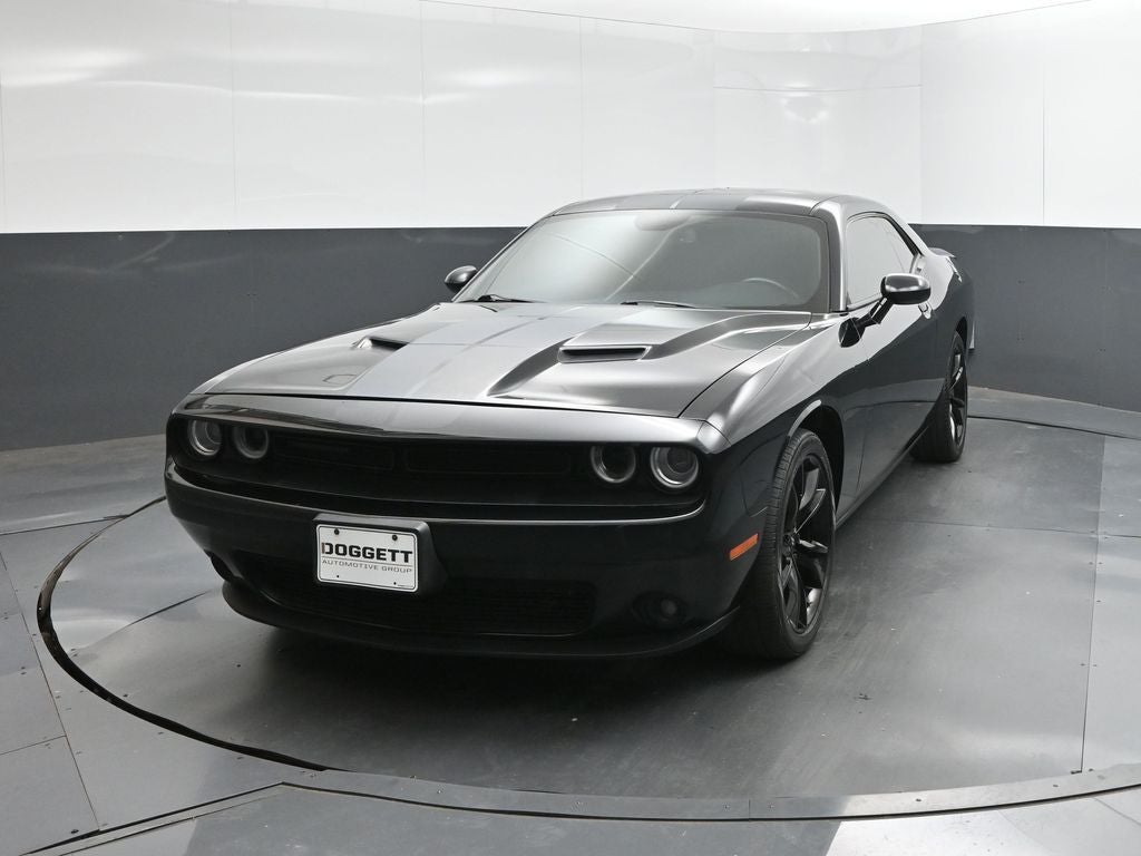 2017 Dodge Challenger SXT