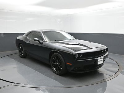 2017 Dodge Challenger SXT