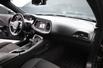 2017 Dodge Challenger SXT