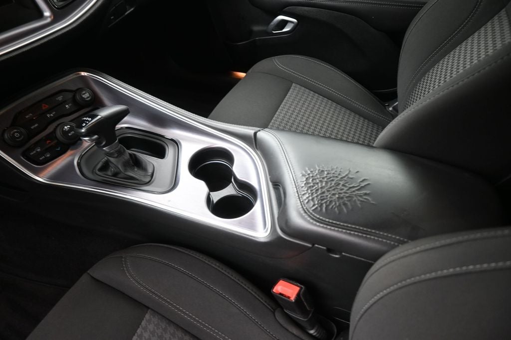 2017 Dodge Challenger SXT