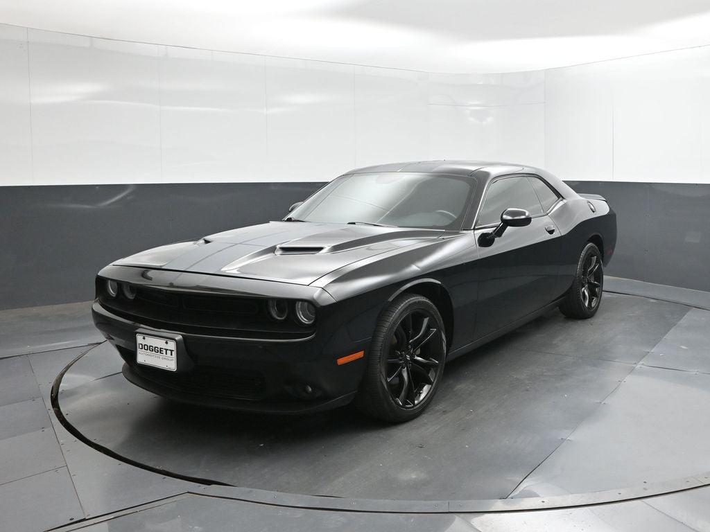 2017 Dodge Challenger SXT