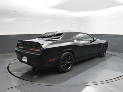 2017 Dodge Challenger SXT