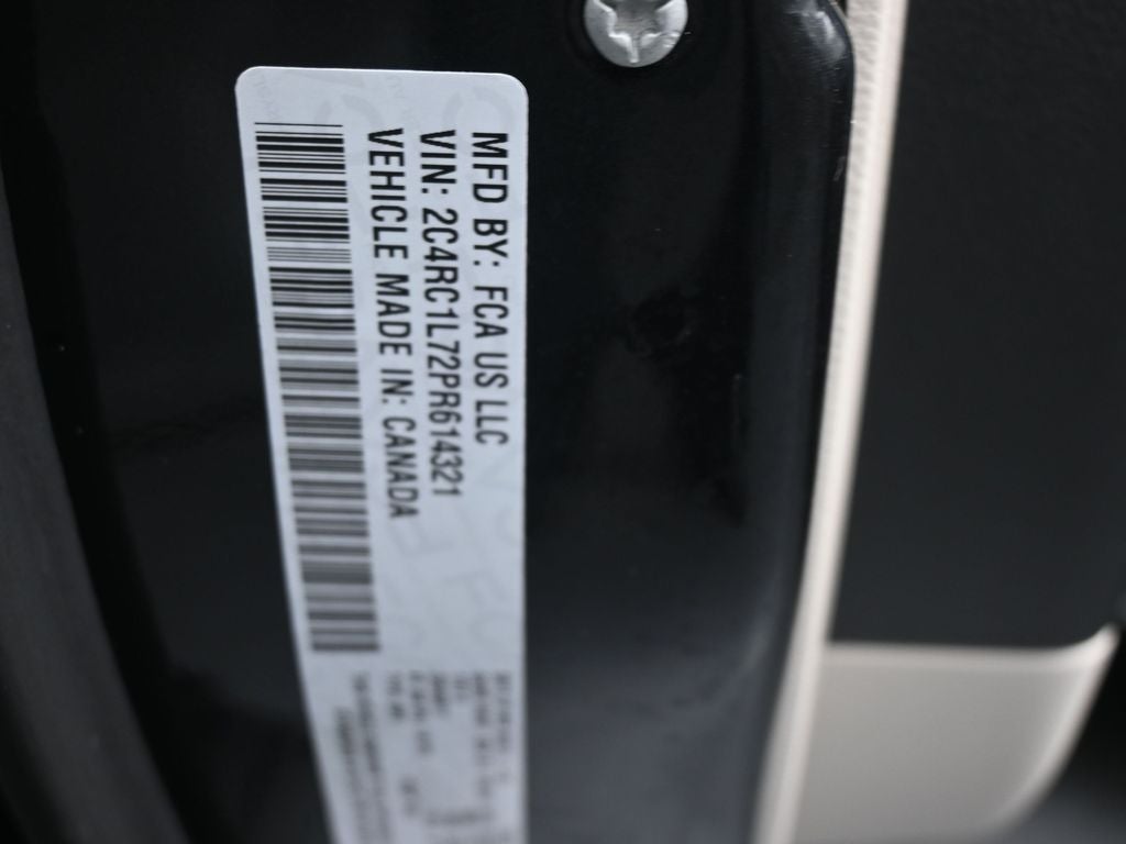 2023 Chrysler Pacifica Hybrid Touring L