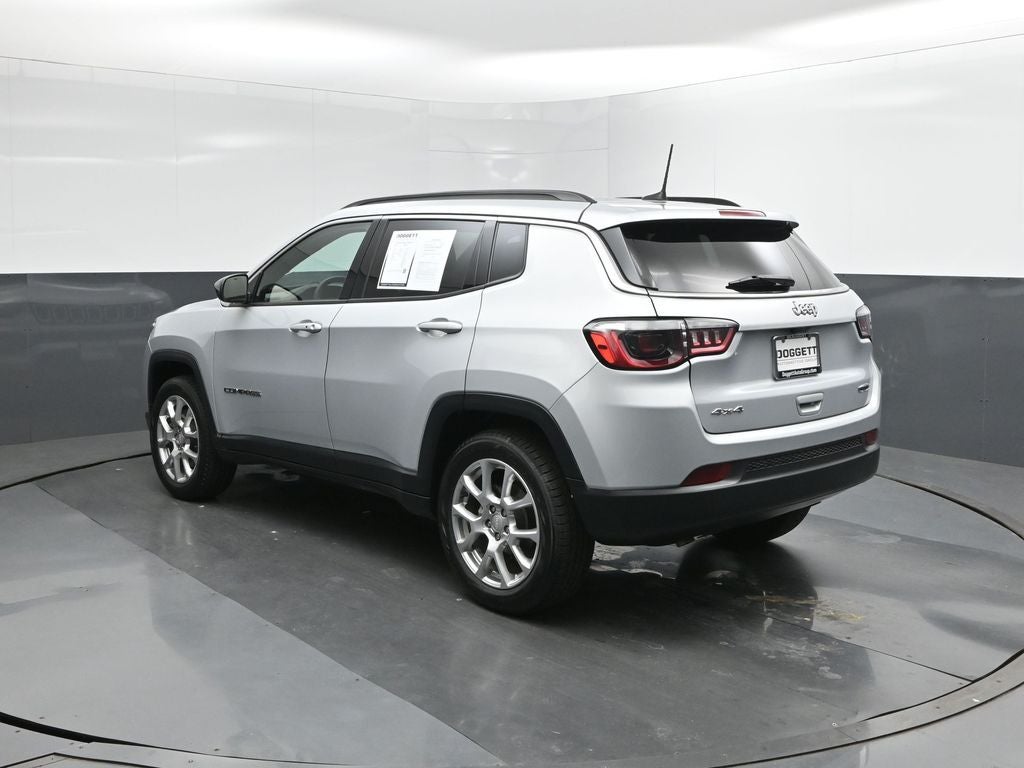 2024 Jeep Compass Latitude Lux