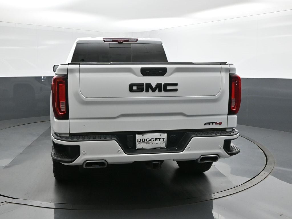 2022 GMC Sierra 1500 AT4