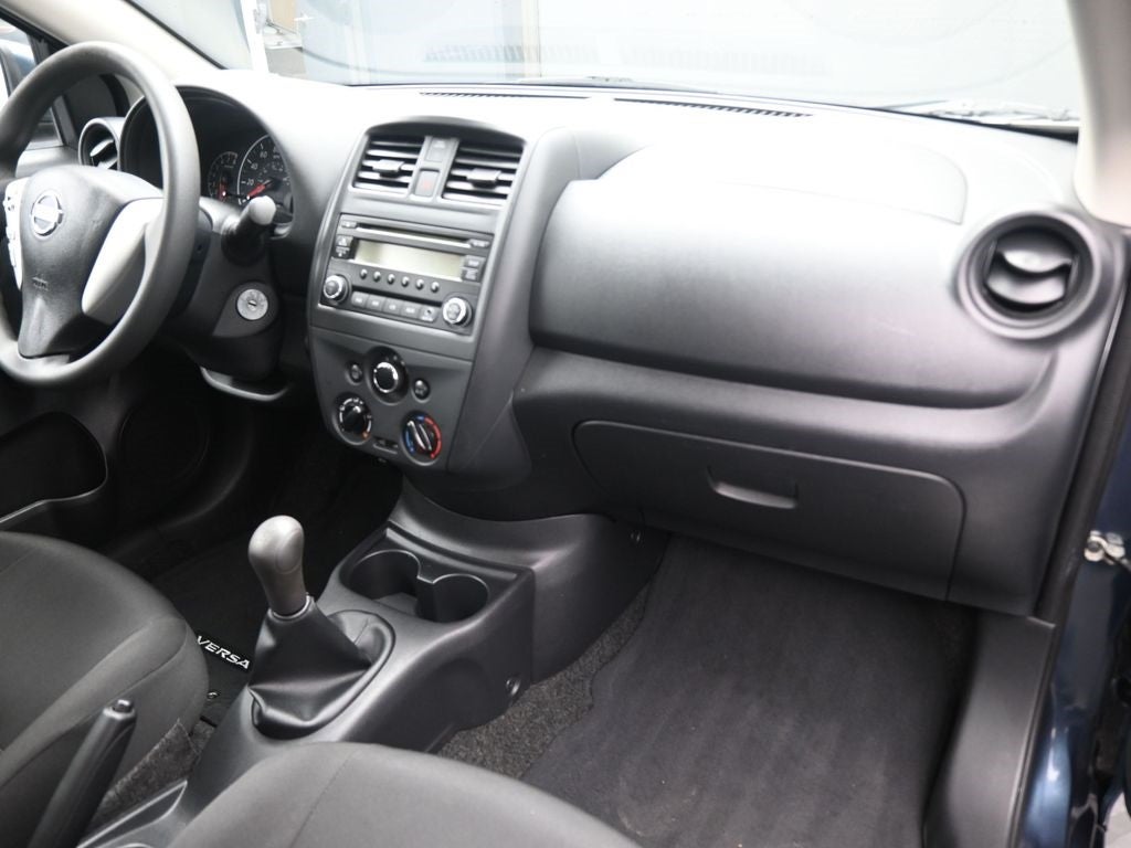 2016 Nissan Versa 1.6 S