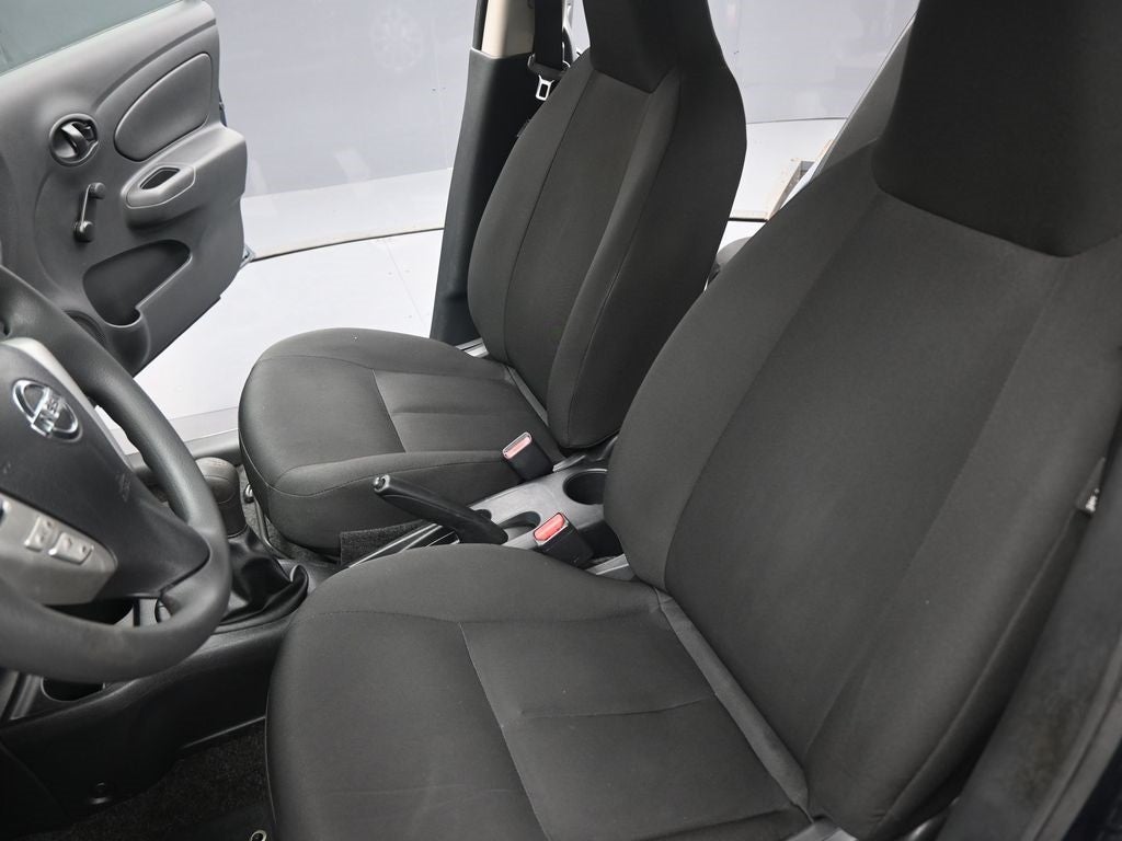 2016 Nissan Versa 1.6 S