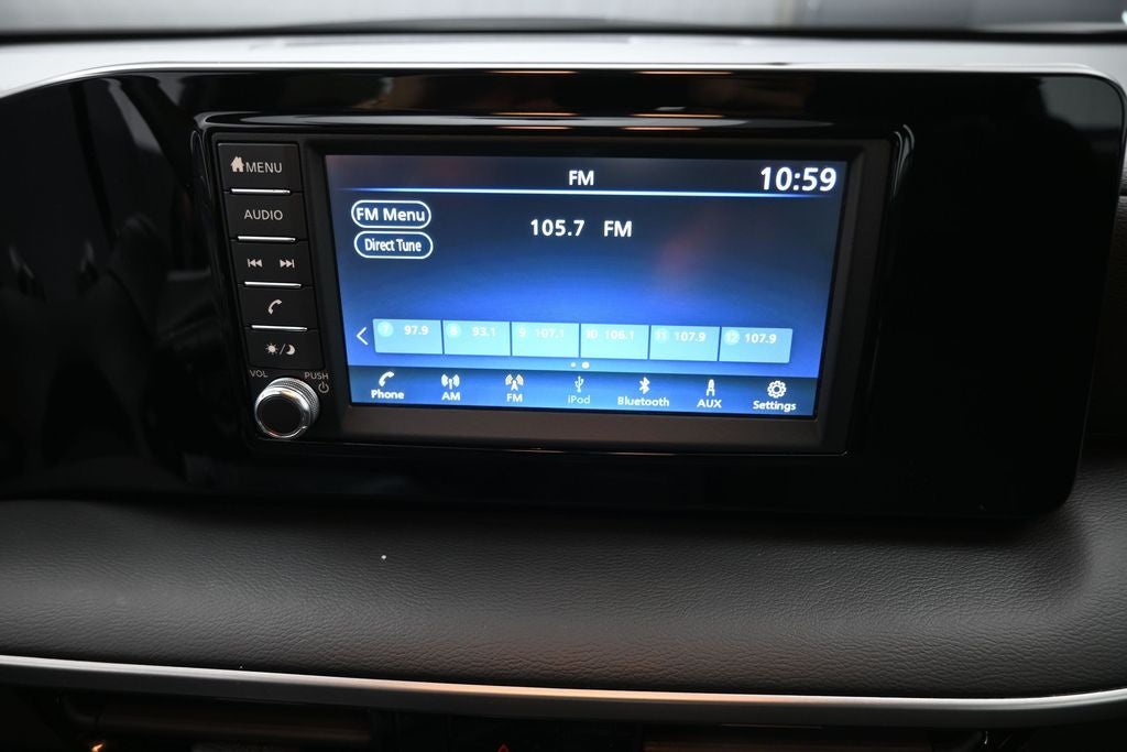 2025 Nissan Kicks S