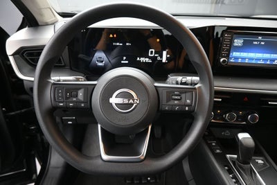 2025 Nissan Kicks S