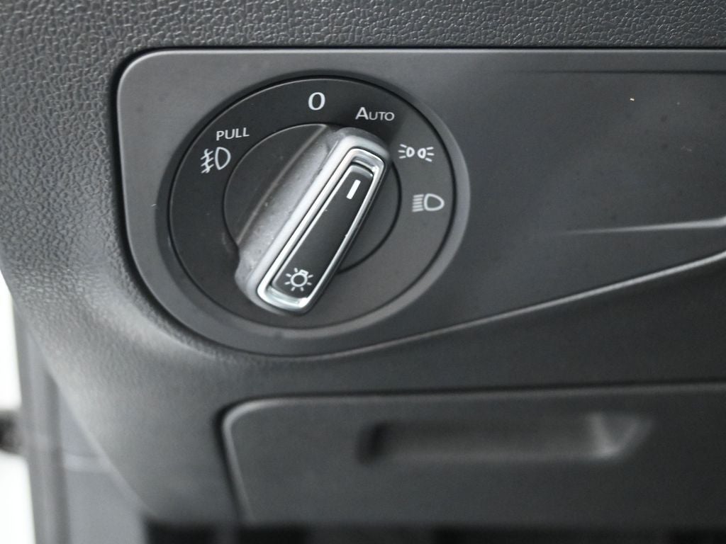 2021 Volkswagen Tiguan Base