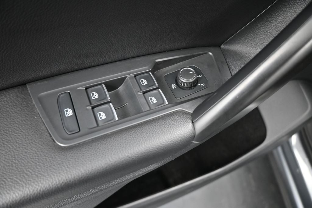 2021 Volkswagen Tiguan Base