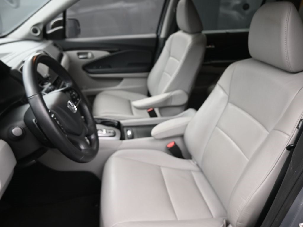 2020 Honda Pilot Touring 8 Passenger