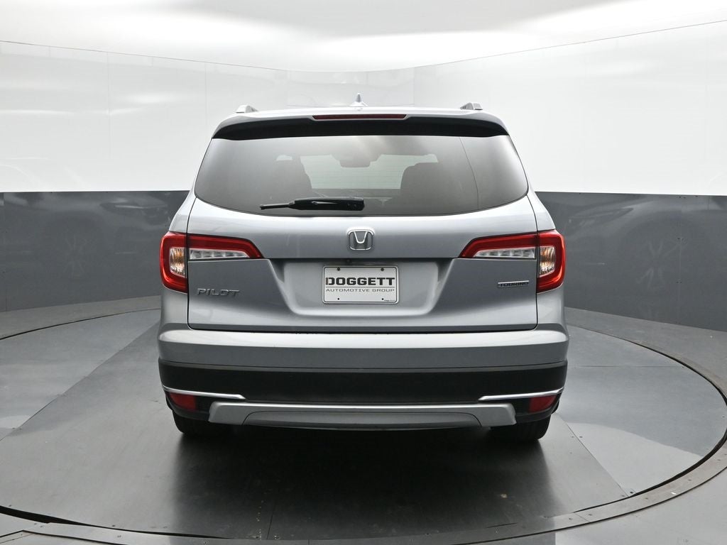 2020 Honda Pilot Touring 8 Passenger