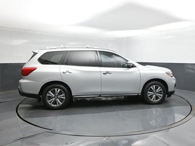 2020 Nissan Pathfinder S