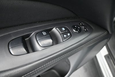 2020 Nissan Pathfinder S