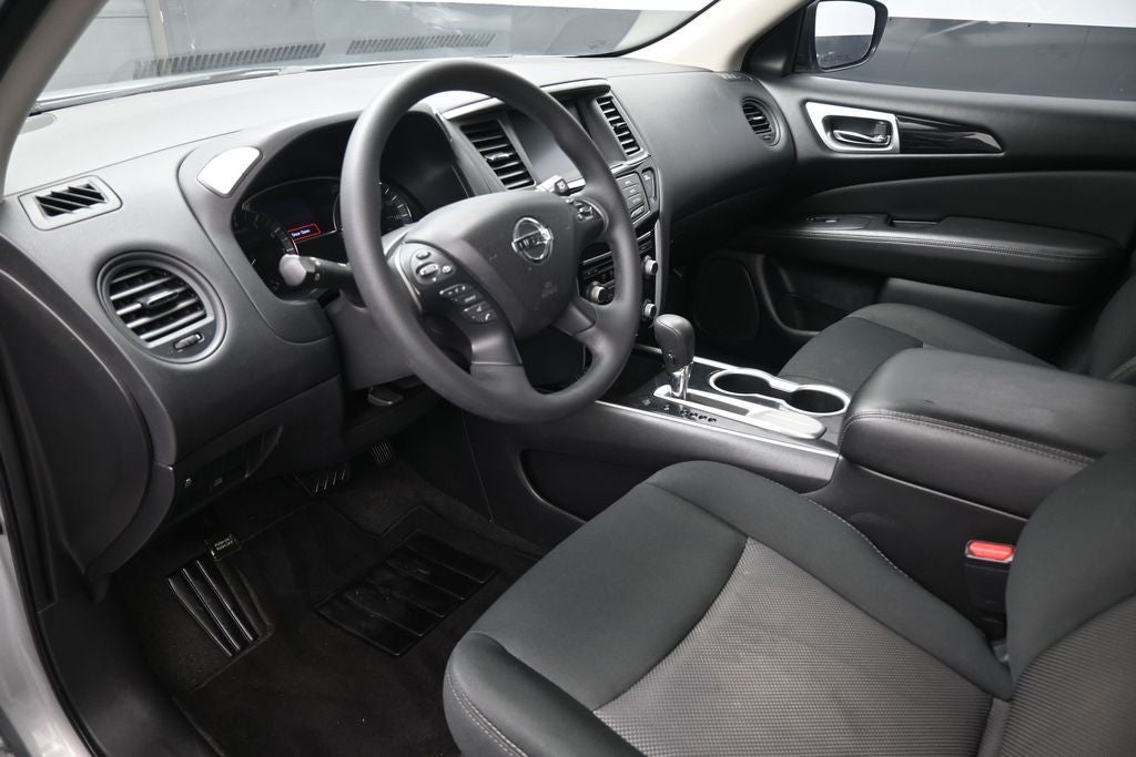 2020 Nissan Pathfinder S