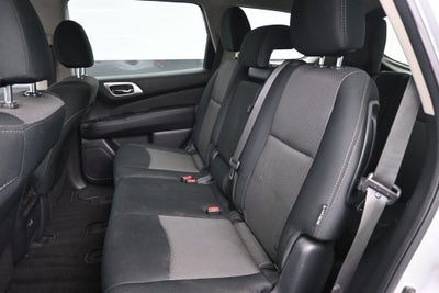 2020 Nissan Pathfinder S