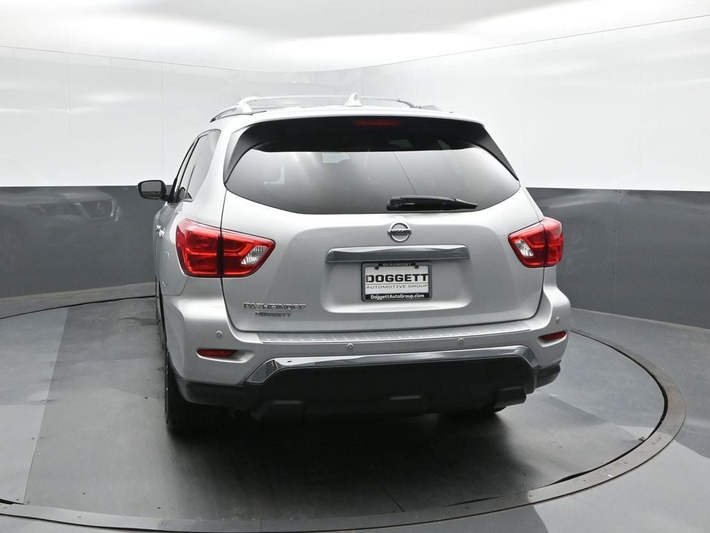 2020 Nissan Pathfinder S