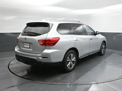 2020 Nissan Pathfinder S