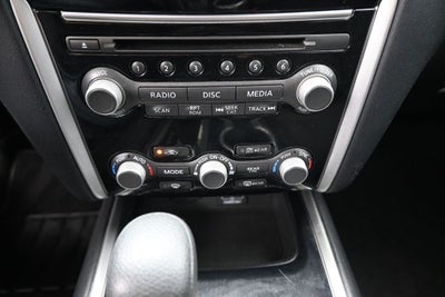 2020 Nissan Pathfinder S