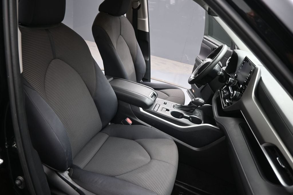 2021 Toyota Highlander L