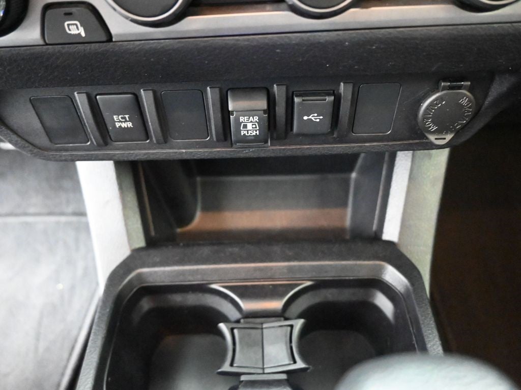 2021 Toyota Tacoma SR5 V6