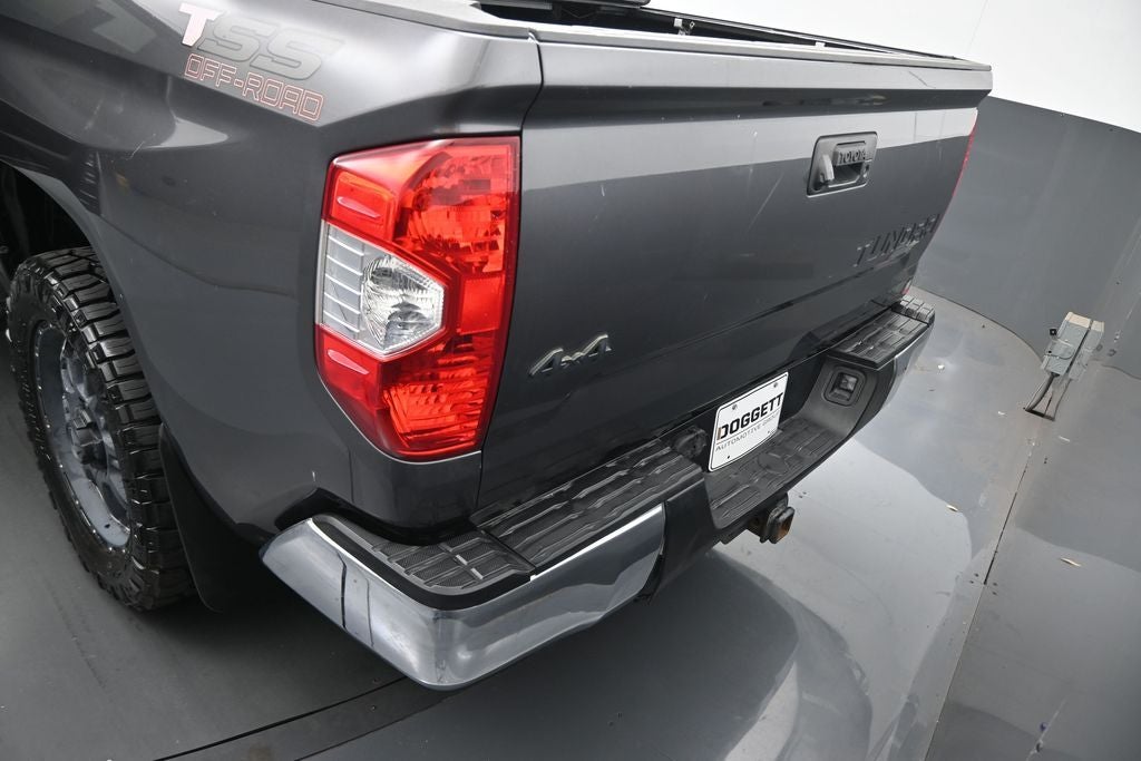 2016 Toyota Tundra SR5
