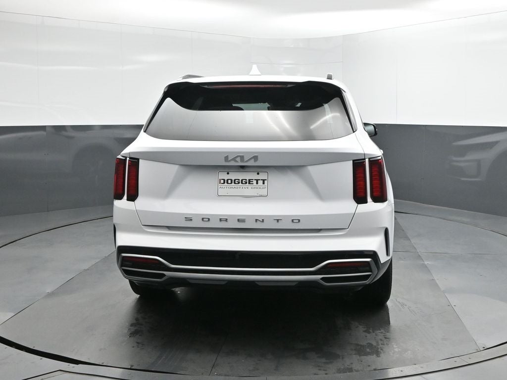 2022 Kia Sorento S