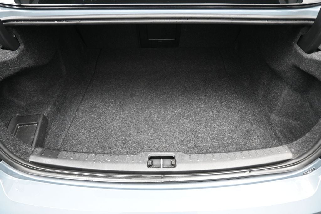 2024 Volvo S60 B5 Core Dark Theme