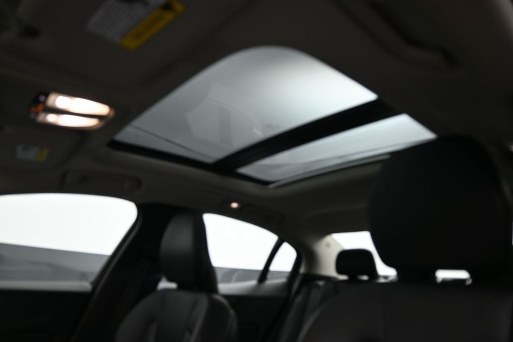 2024 Volvo S60 B5 Core Dark Theme