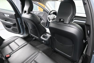 2024 Volvo S60 B5 Core Dark Theme
