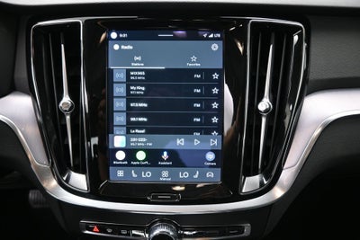 2024 Volvo S60 B5 Core Dark Theme