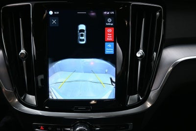 2024 Volvo S60 B5 Core Dark Theme