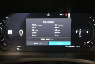 2024 Volvo S60 B5 Core Dark Theme