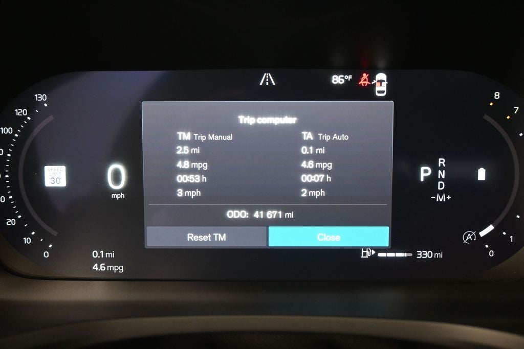 2024 Volvo S60 B5 Core Dark Theme