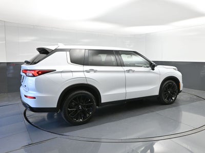 2023 Mitsubishi Outlander SE Black Edition