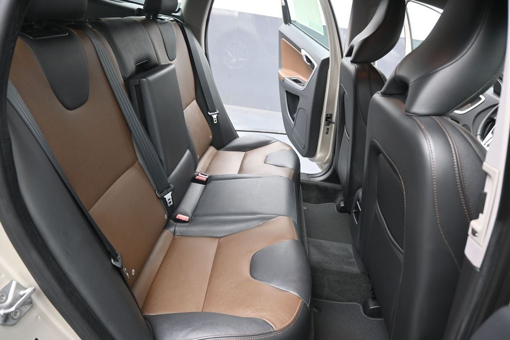 2017 Volvo XC60 T5