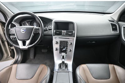 2017 Volvo XC60 T5