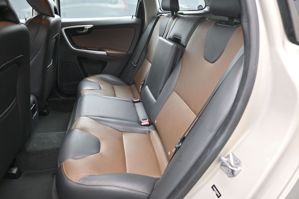2017 Volvo XC60 T5
