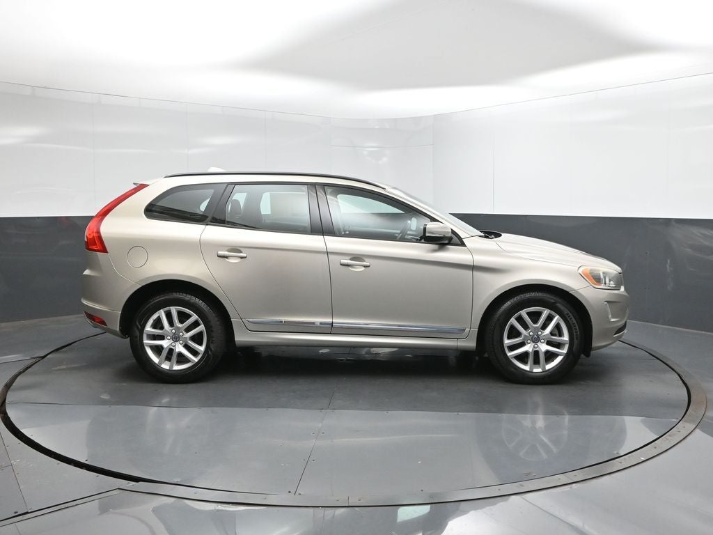 2017 Volvo XC60 T5