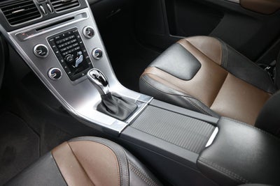 2017 Volvo XC60 T5