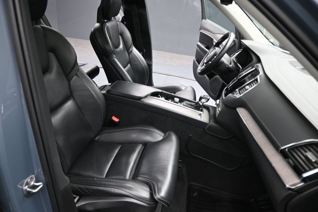 2020 Volvo XC90 T6 Inscription